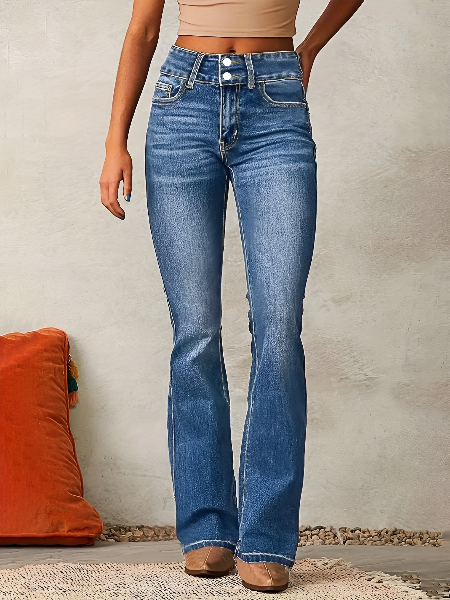 ALANA - Flared Jeans with High Waist